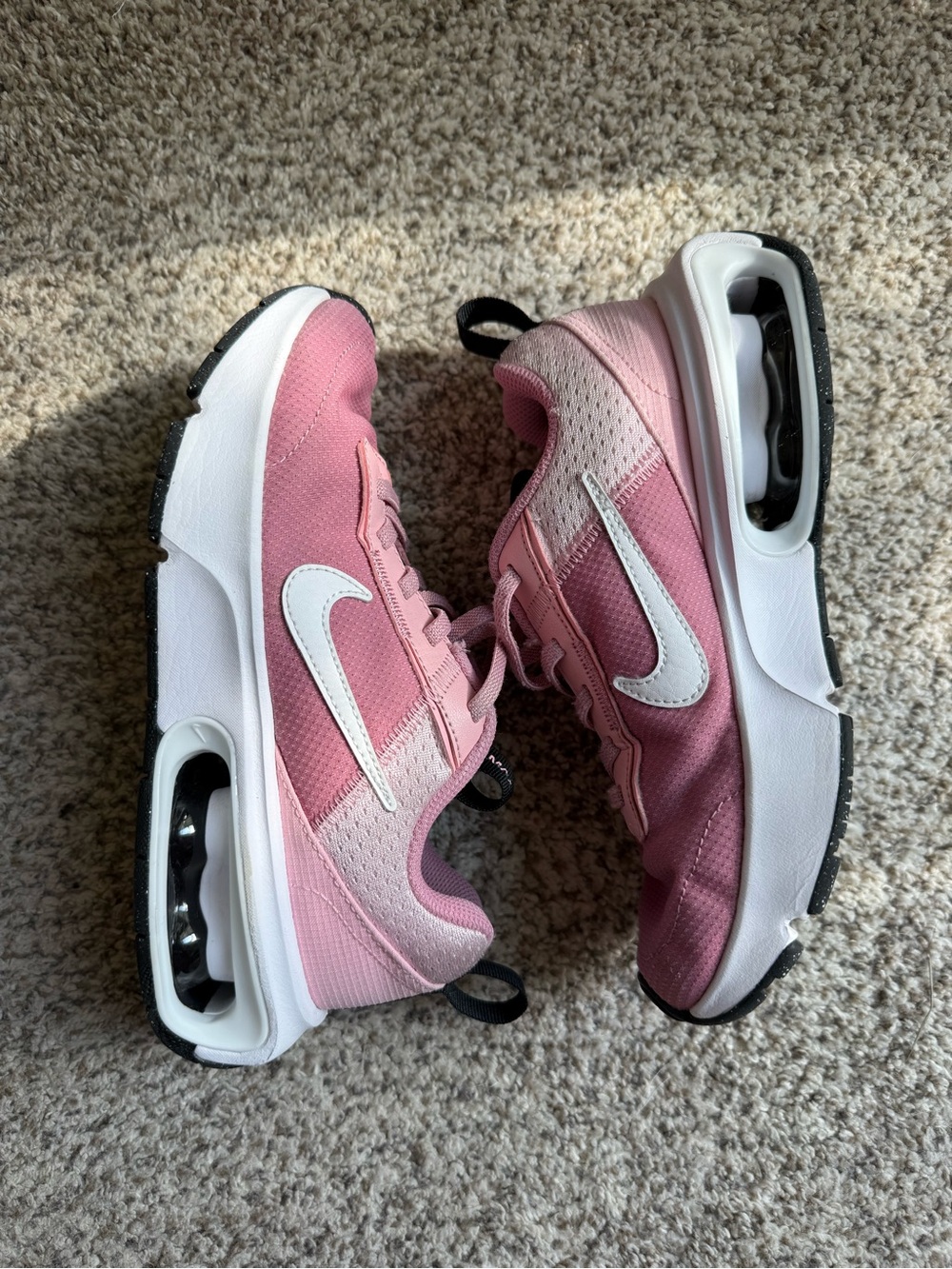 Nike air max girls shoes size 2